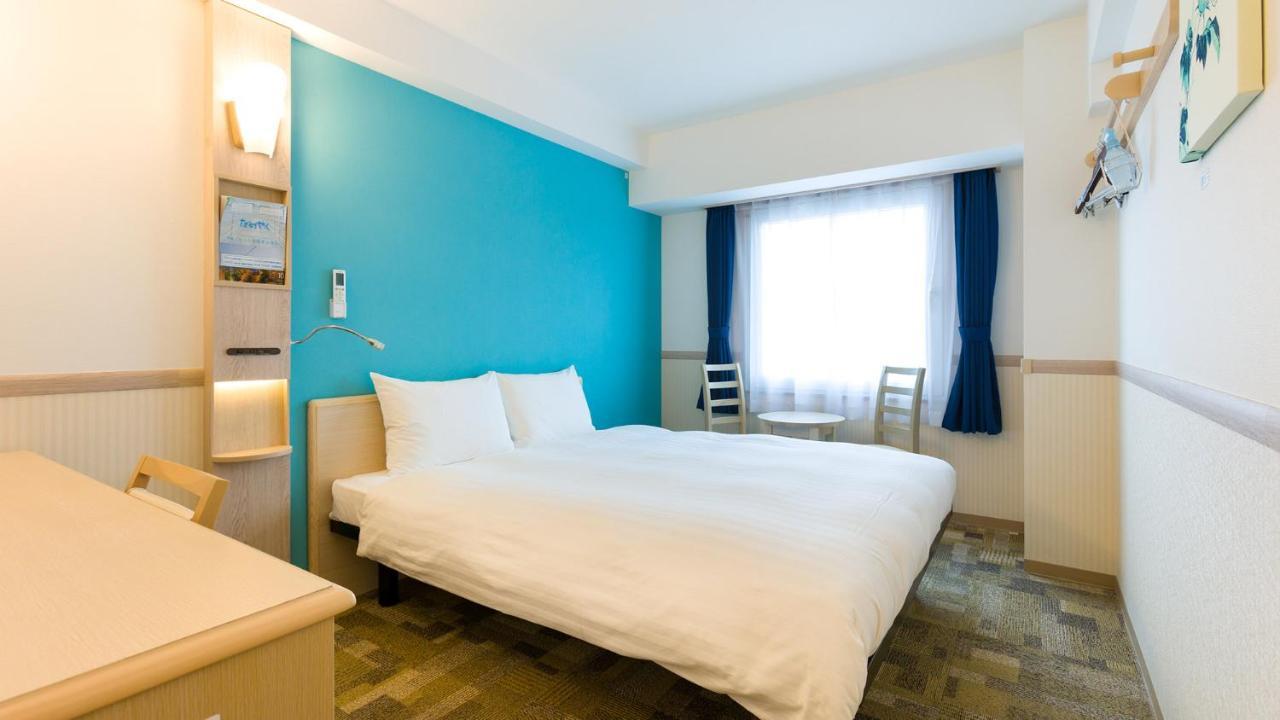 Toyoko Inn Saitama Misato Ekimae Екстериор снимка